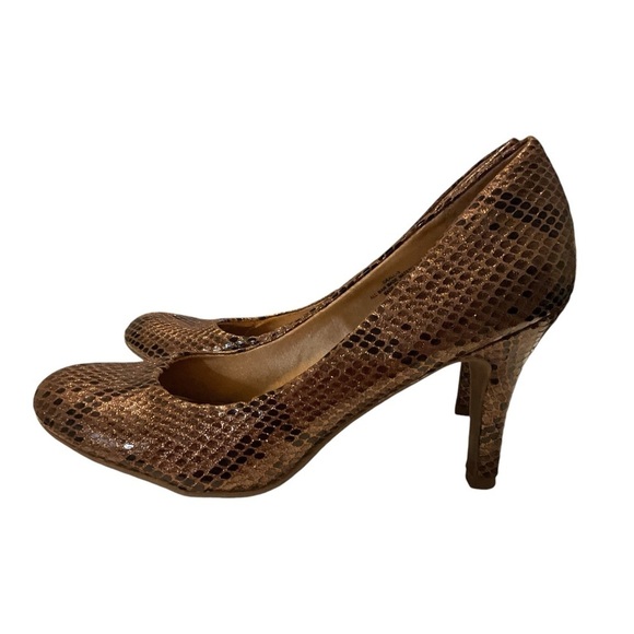 Mootsie Tootsies snake print pump size 10‎ - Picture 1 of 7